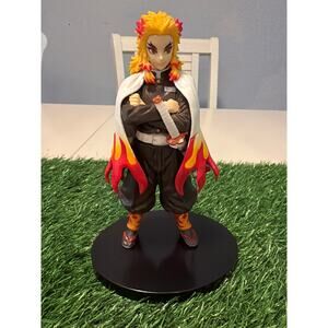 Demon Slayer Kimetsu no Yaiba Flame Hashira Kyojuro Rengoku 7" Action Figure